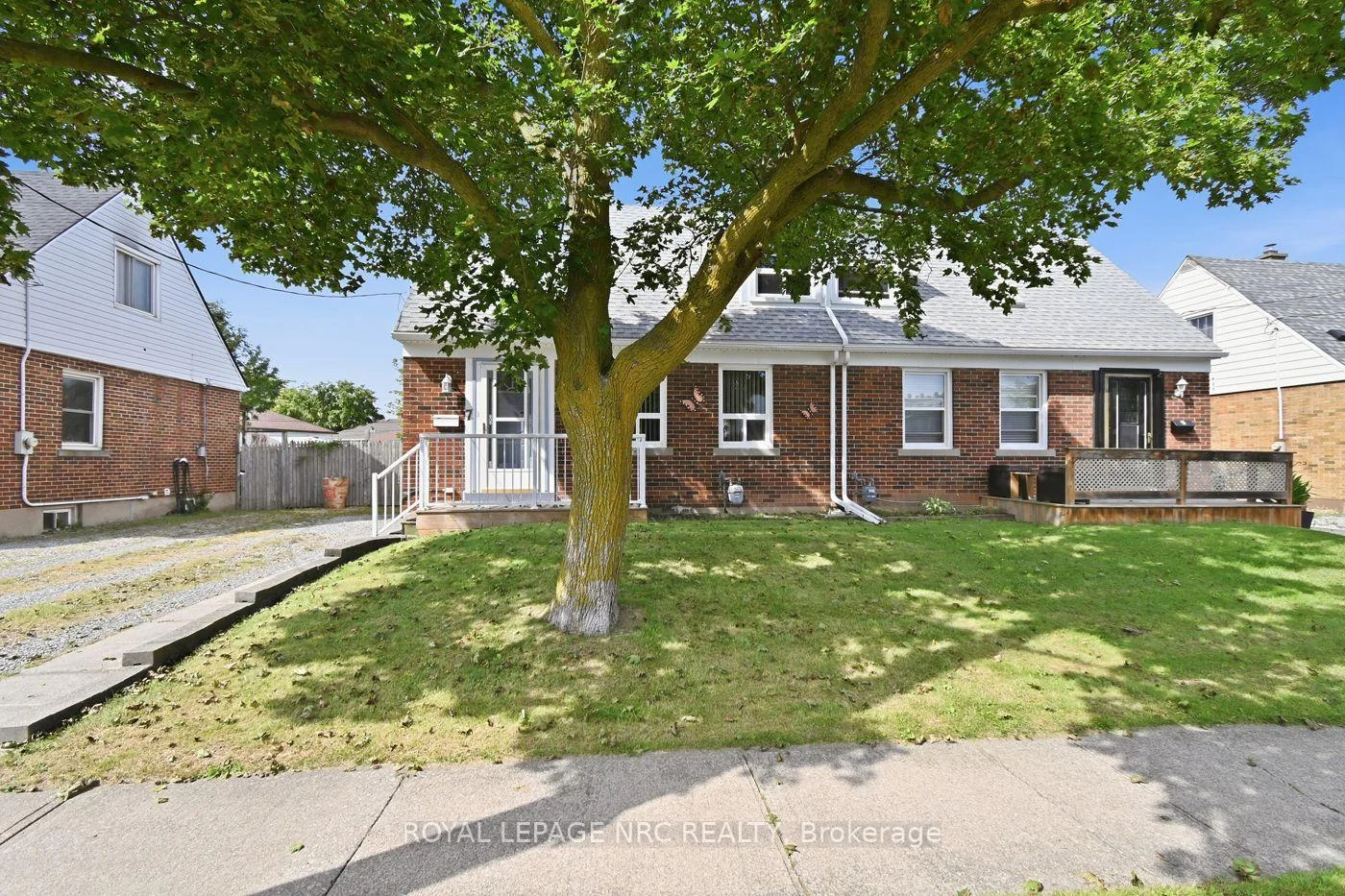 Photo 6 of 7 Beard Place, St. Catharines, E. Chester — HOMEH