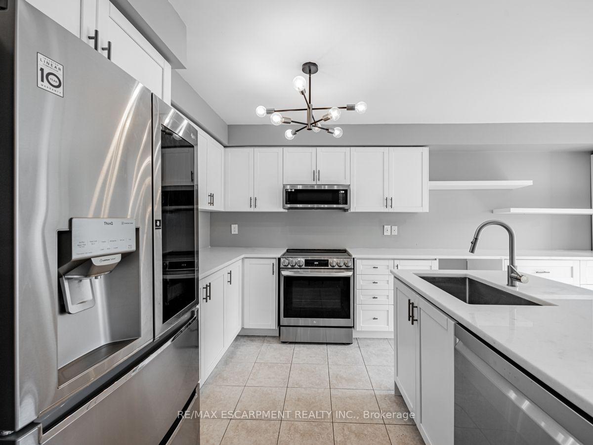 Photo 9 of 3352 Mikalda Road, Burlington, Alton — HOMEH