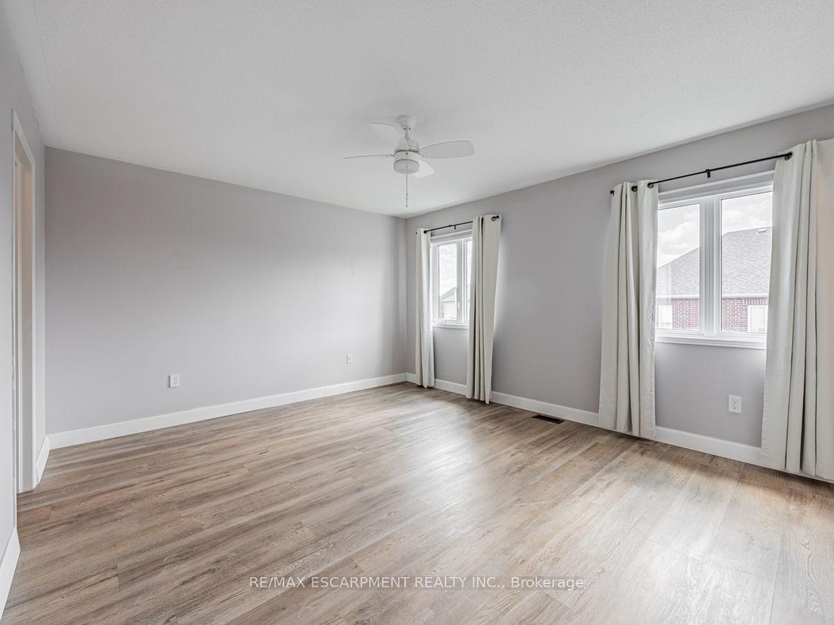 Photo 13 of 3352 Mikalda Road, Burlington, Alton — HOMEH