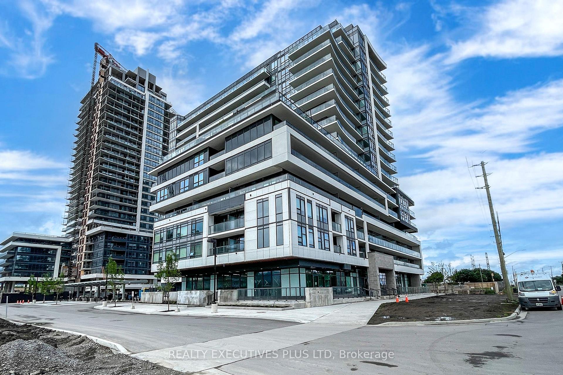 Front of Unit 616, 1480 Bayly Street
