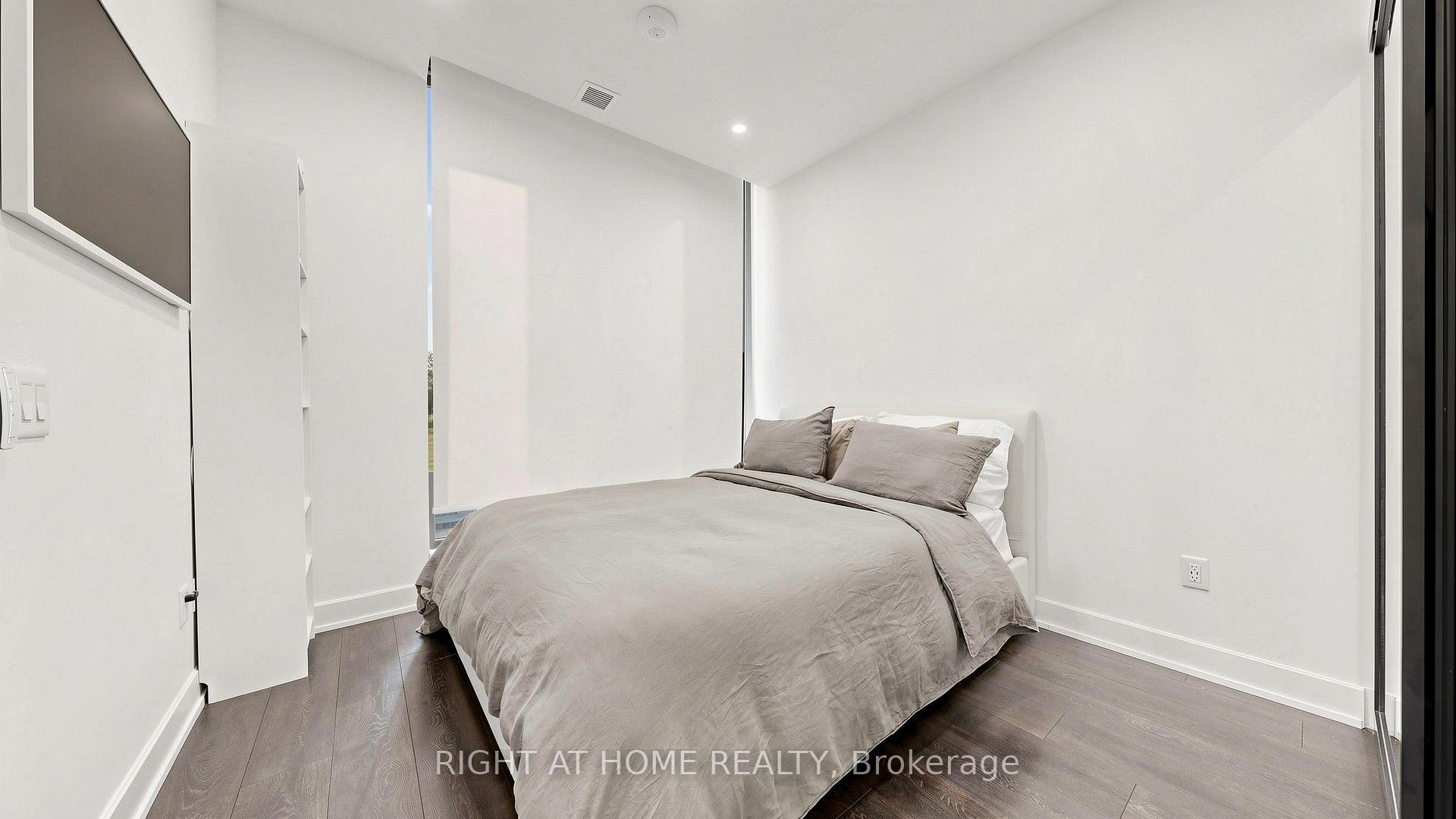 Photo 11 of Unit 819, 15 Mercer Street, Toronto, Waterfront Communities — HOMEH