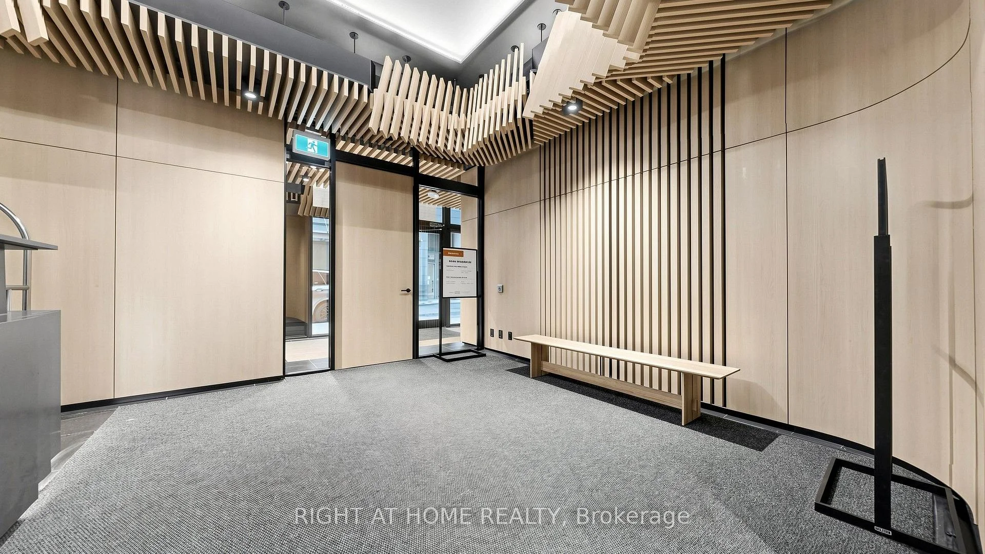 Photo 19 of Unit 819, 15 Mercer Street, Toronto, Waterfront Communities — HOMEH