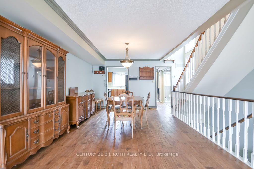 Photo 6 of Unit 9, 100 Laguna Parkway, Ramara, Rural Ramara — HOMEH