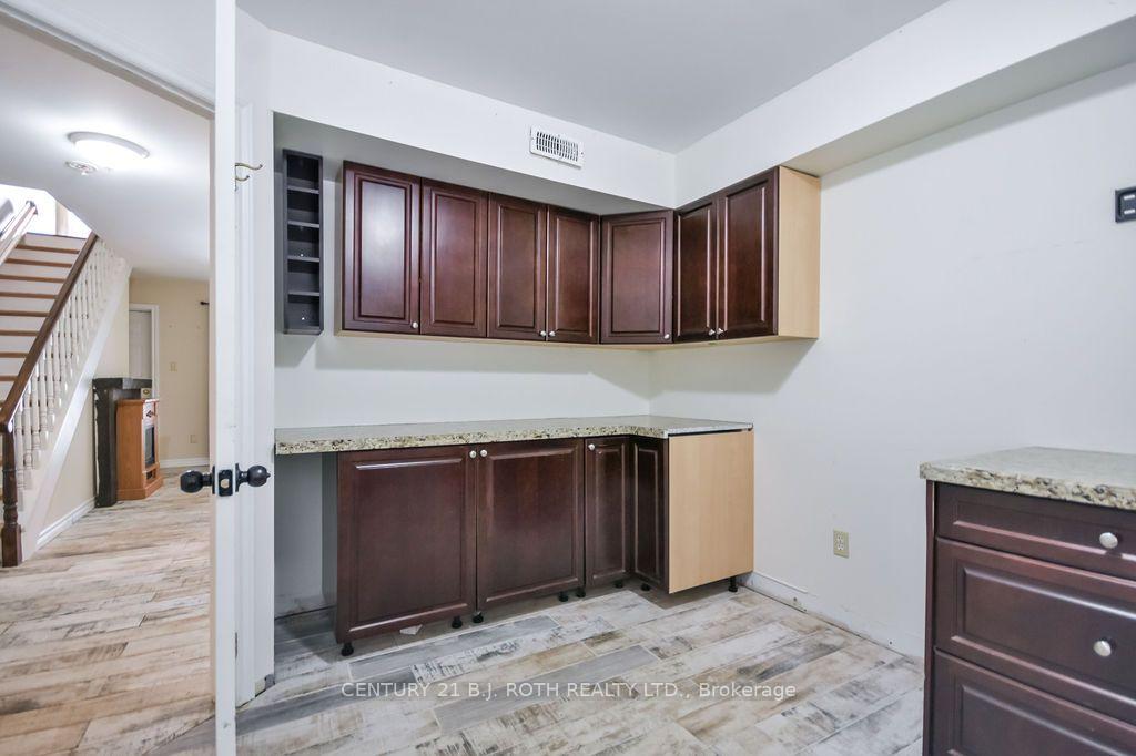 Photo 27 of Unit 9, 100 Laguna Parkway, Ramara, Rural Ramara — HOMEH