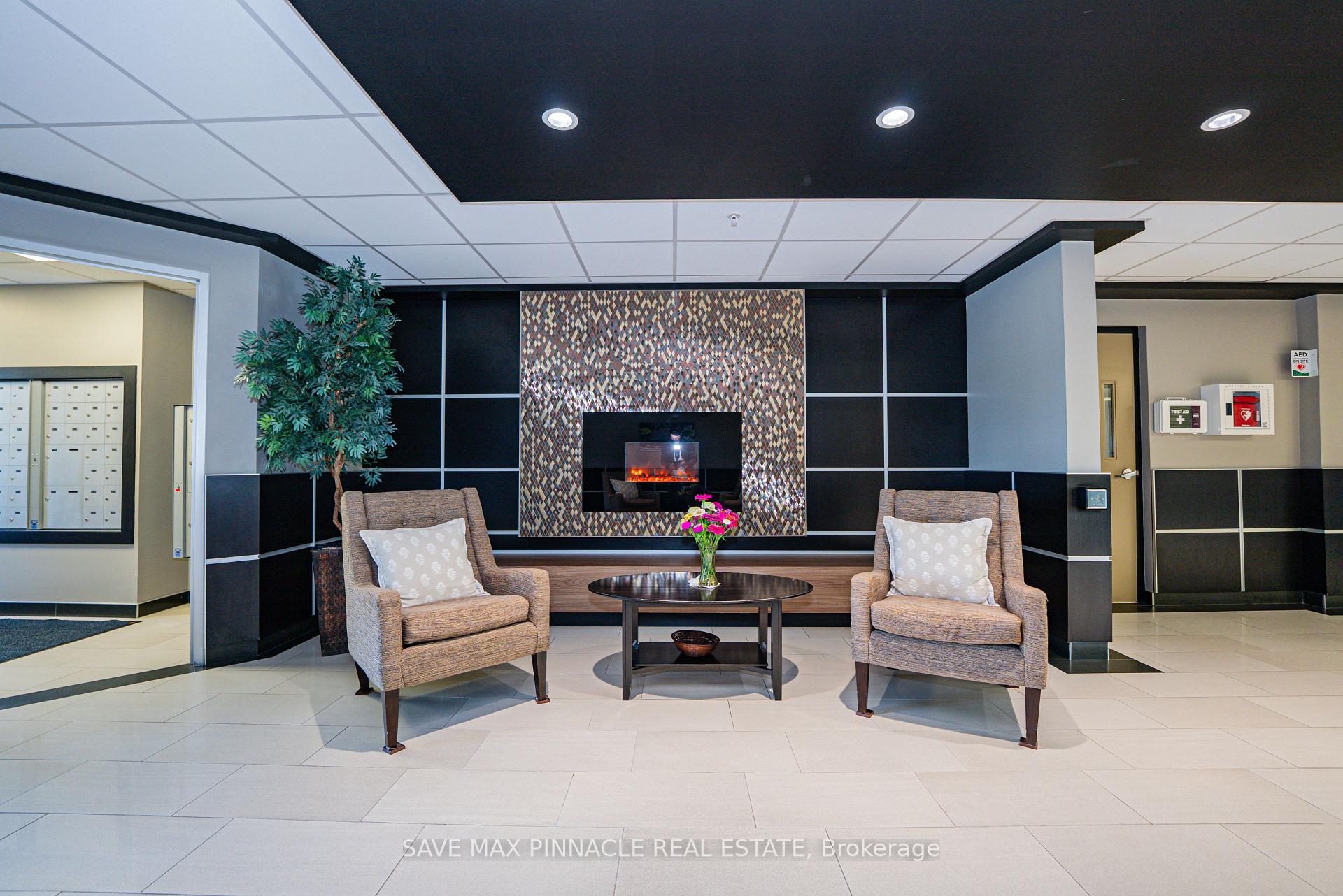 Photo 10 of Unit 113, 106 Bard Boulevard, Guelph, Pineridge/Westminster Woods — HOMEH