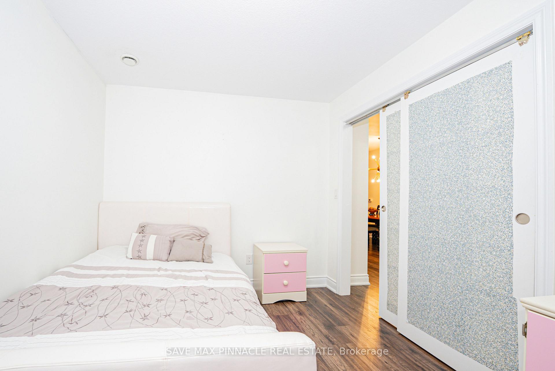 Photo 37 of Unit 113, 106 Bard Boulevard, Guelph, Pineridge/Westminster Woods — HOMEH