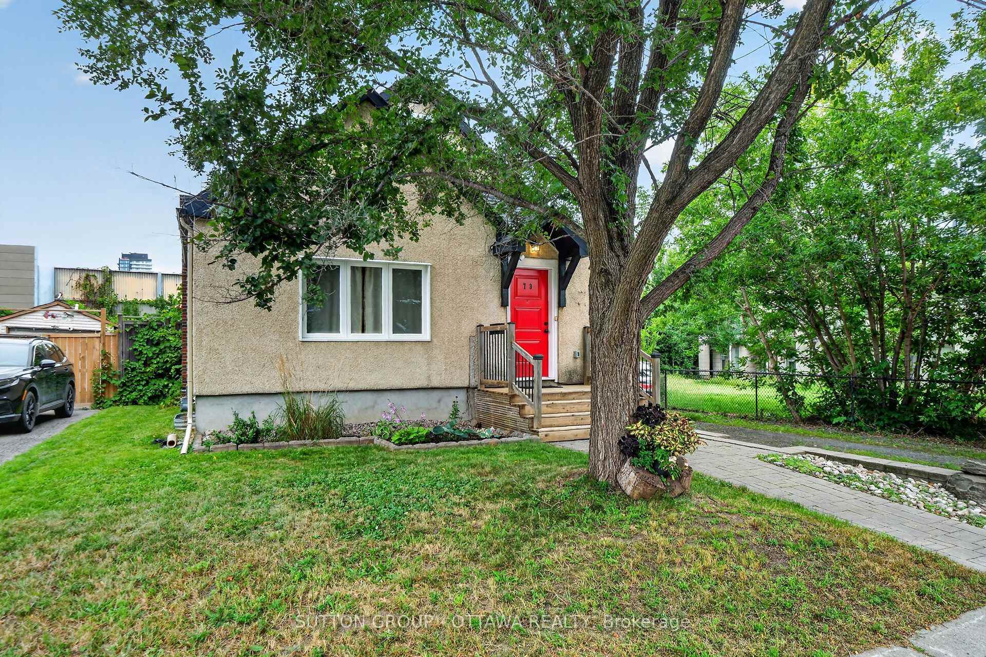 Photo 2 of 73 Young Street, Ottawa, West Centre Town — HOMEH