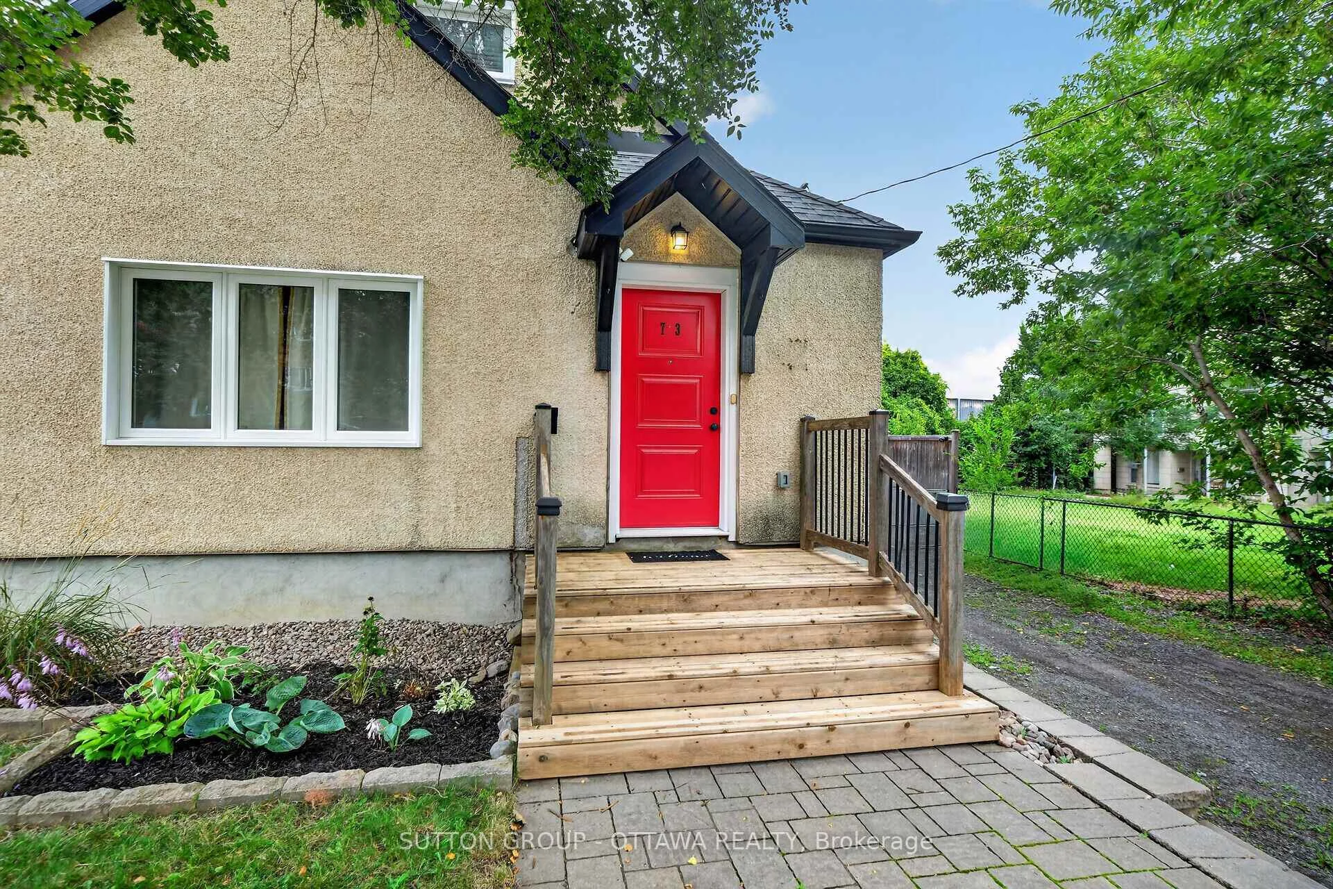 Photo 5 of 73 Young Street, Ottawa, West Centre Town — HOMEH