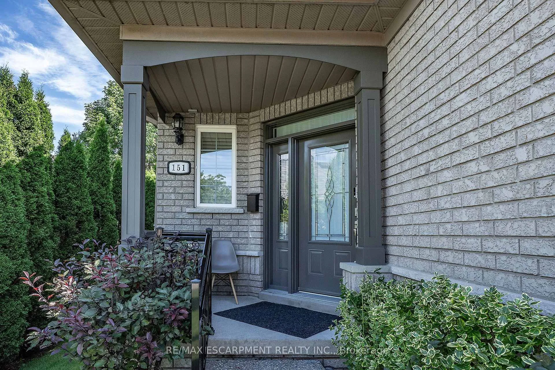 Photo 3 of 151 Moore Crescent, Hamilton, Ancaster — HOMEH