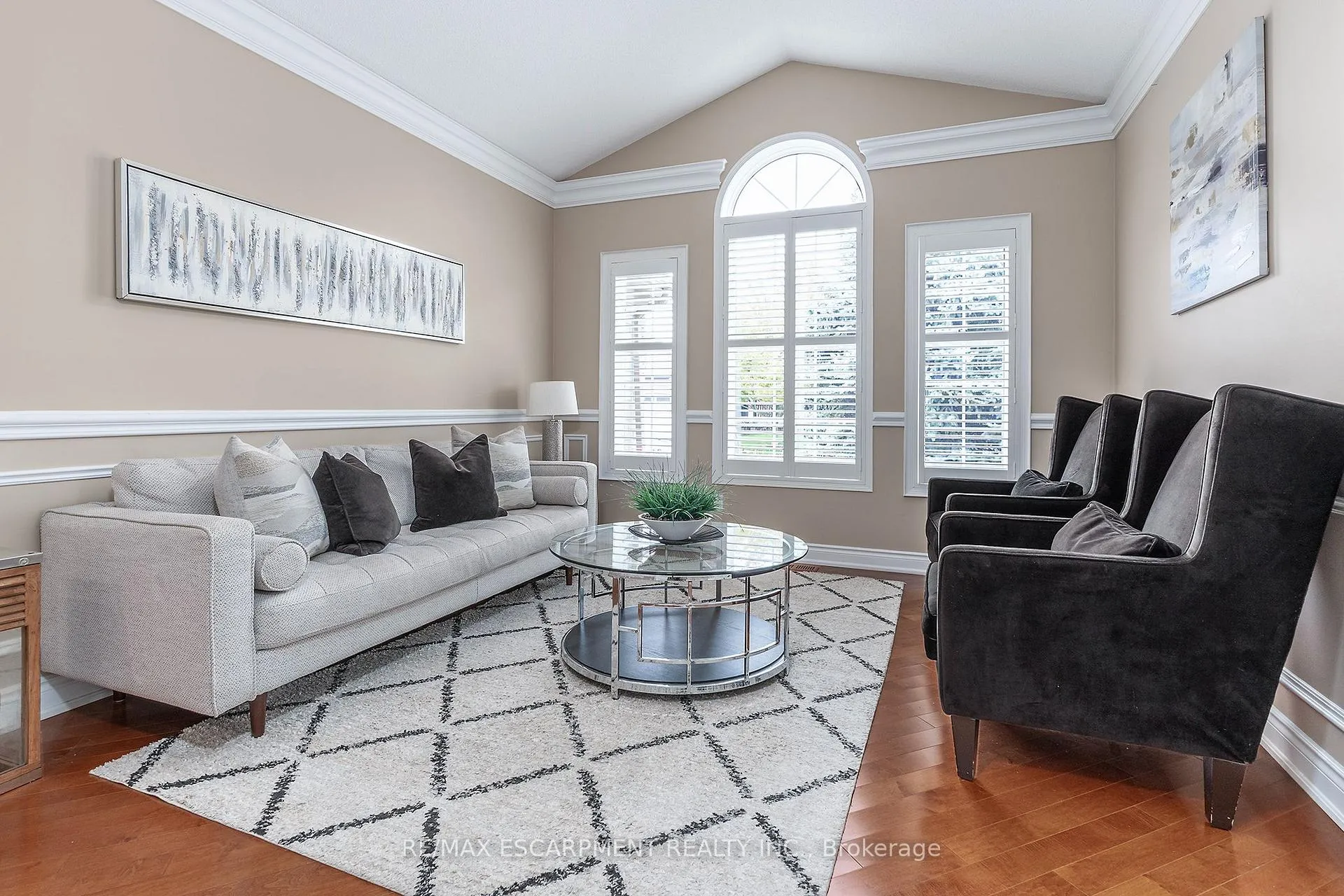 Photo 4 of 151 Moore Crescent, Hamilton, Ancaster — HOMEH