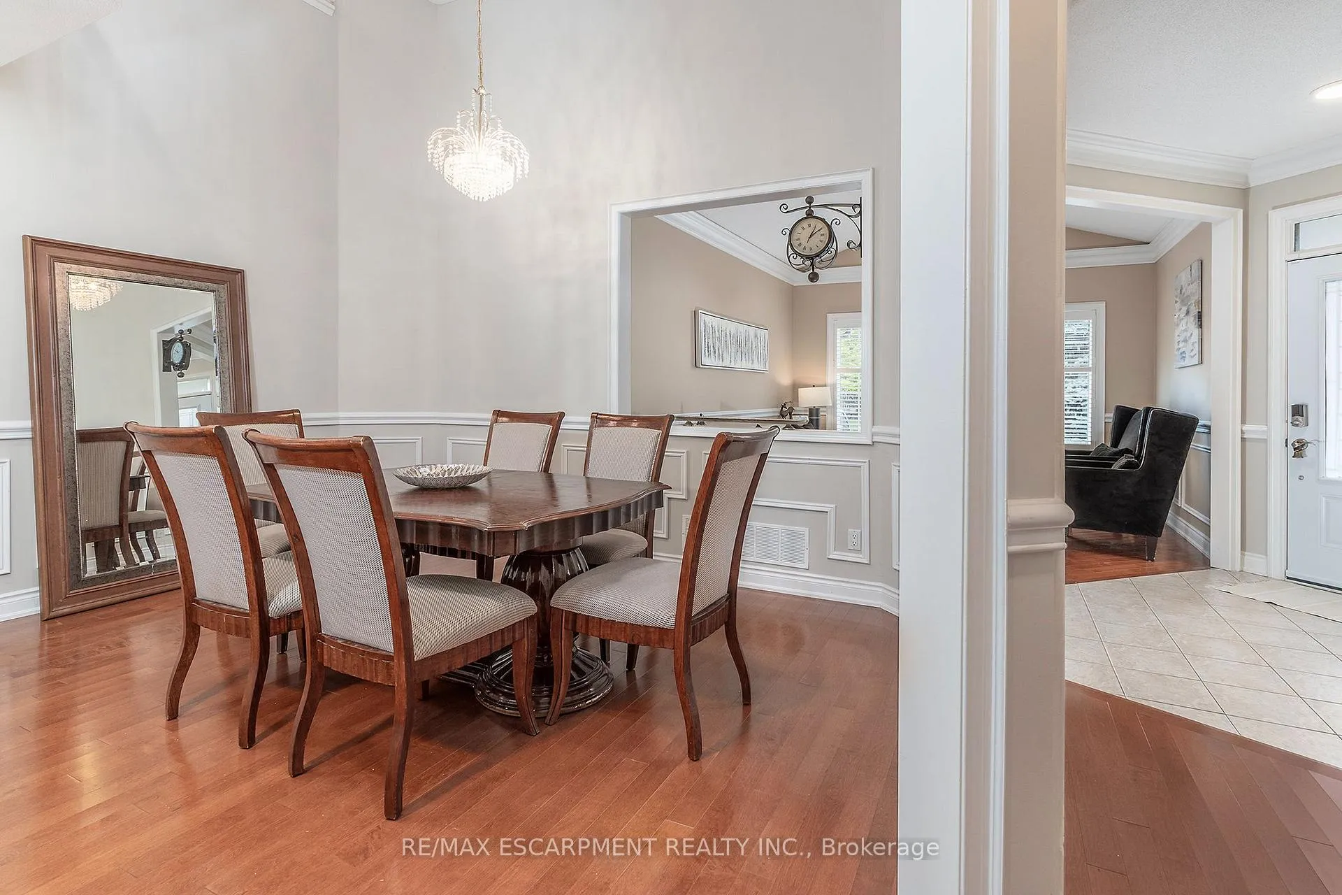 Photo 5 of 151 Moore Crescent, Hamilton, Ancaster — HOMEH