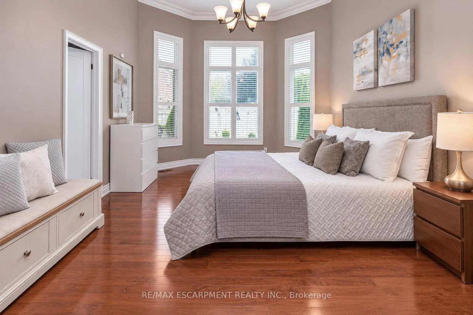 Photo 12 of 151 Moore Crescent, Hamilton, Ancaster — HOMEH