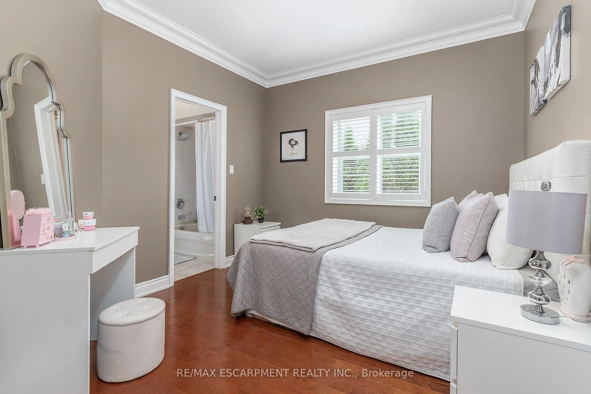 Photo 15 of 151 Moore Crescent, Hamilton, Ancaster — HOMEH
