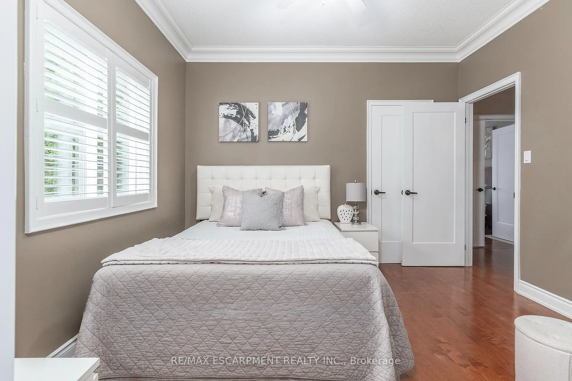 Photo 16 of 151 Moore Crescent, Hamilton, Ancaster — HOMEH