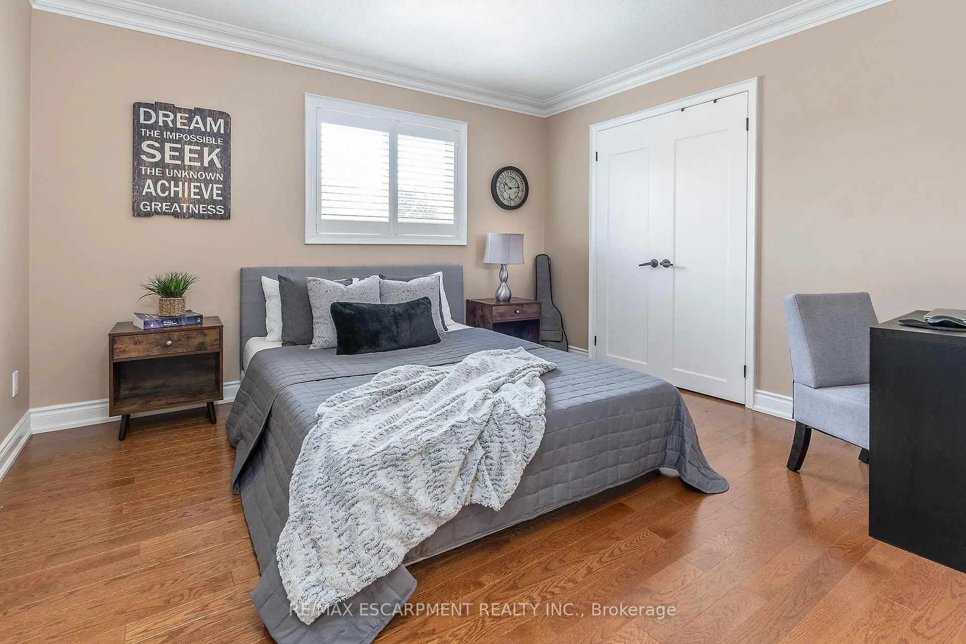 Photo 24 of 151 Moore Crescent, Hamilton, Ancaster — HOMEH
