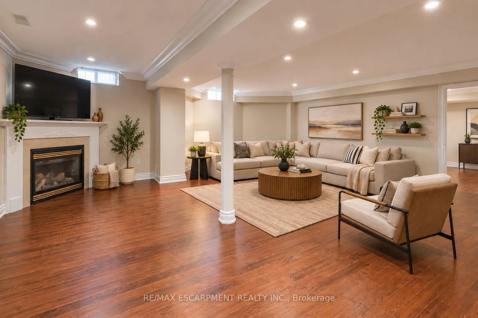 Photo 26 of 151 Moore Crescent, Hamilton, Ancaster — HOMEH