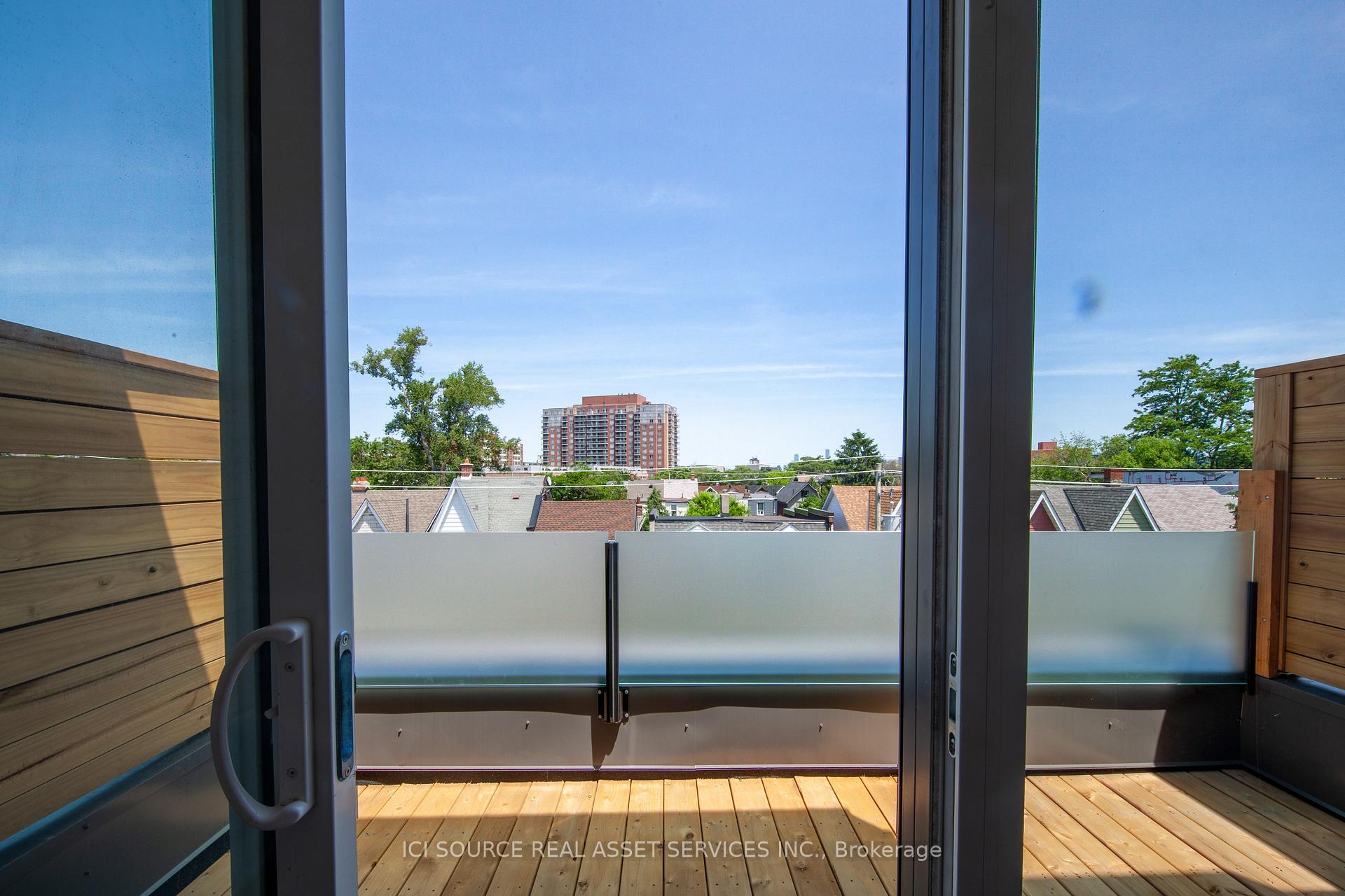 Photo 9 of 66B Perth Avenue, Toronto, Dufferin Grove — HOMEH