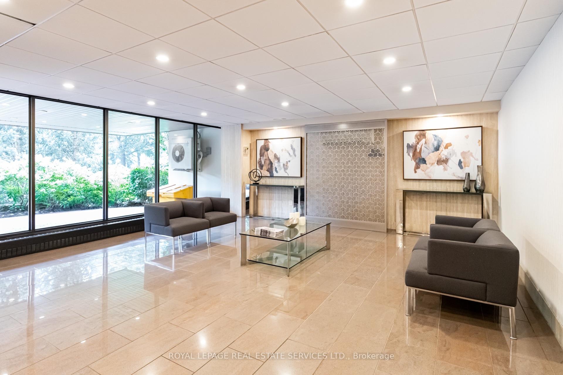 Photo 3 of Unit 406, 35 Ormskirk Avenue, Toronto, High Park-Swansea — HOMEH