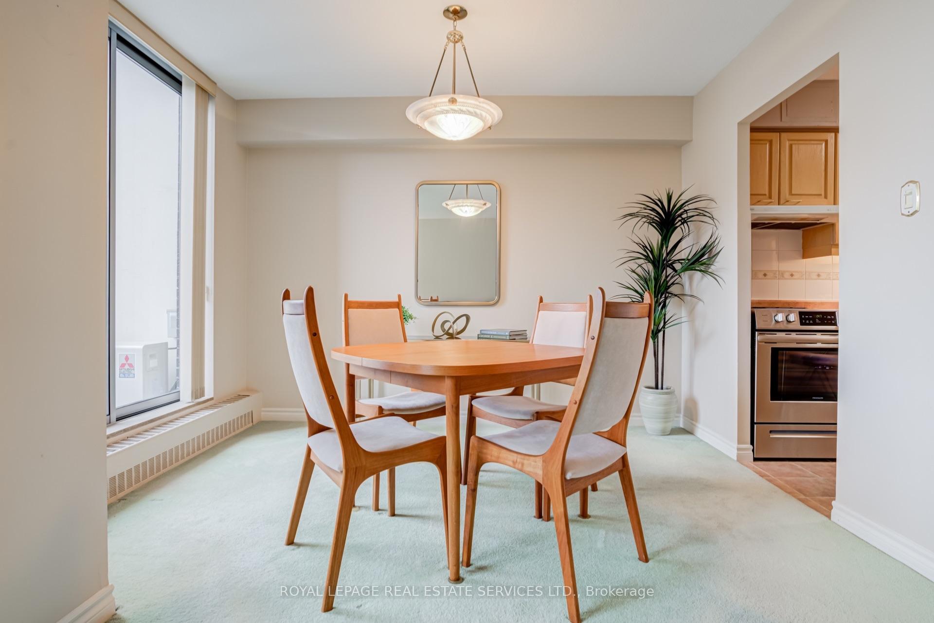 Photo 6 of Unit 406, 35 Ormskirk Avenue, Toronto, High Park-Swansea — HOMEH