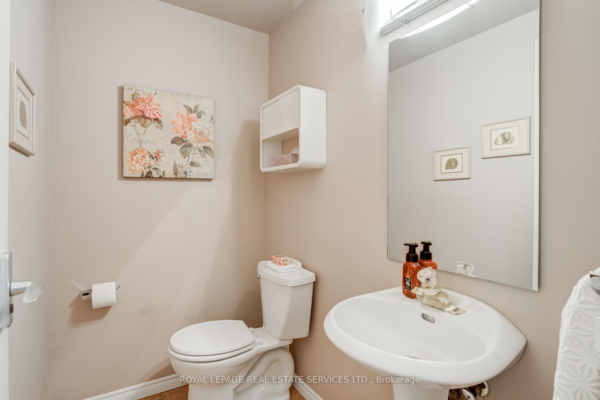 Photo 7 of Unit 406, 35 Ormskirk Avenue, Toronto, High Park-Swansea — HOMEH