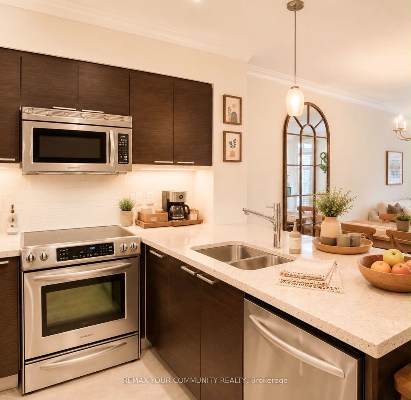Photo 2 of Unit 611, 650 Sheppard Avenue E, North York, Bayview Village — HOMEH