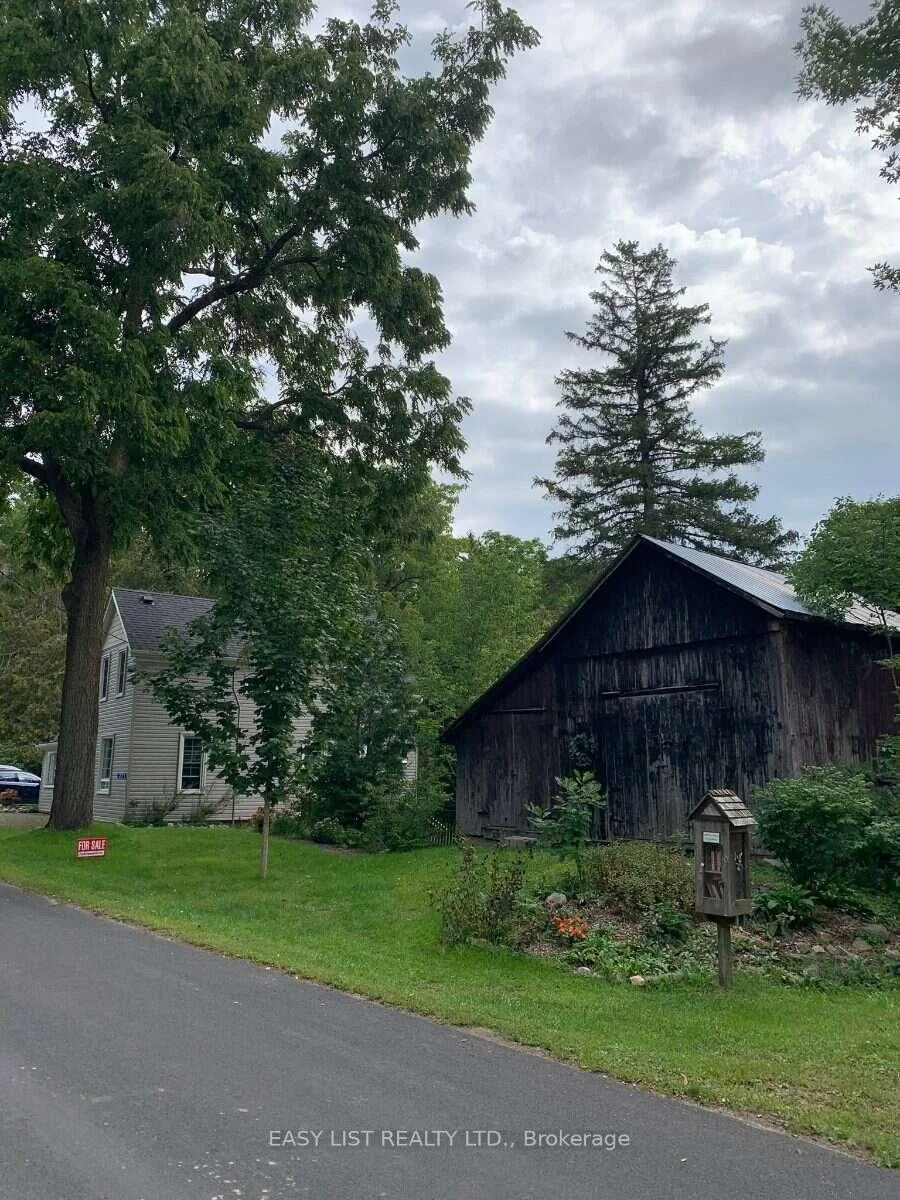 Photo 6 of 271 Quaker Lane, Middlesex Centre, Rural Middlesex Centre — HOMEH