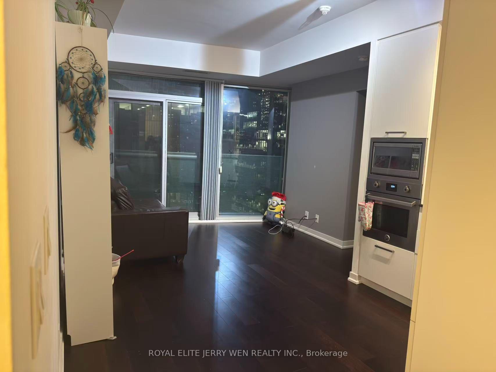 Photo 5 of Unit 1710, 14 York Street, Toronto, Waterfront Communities — HOMEH