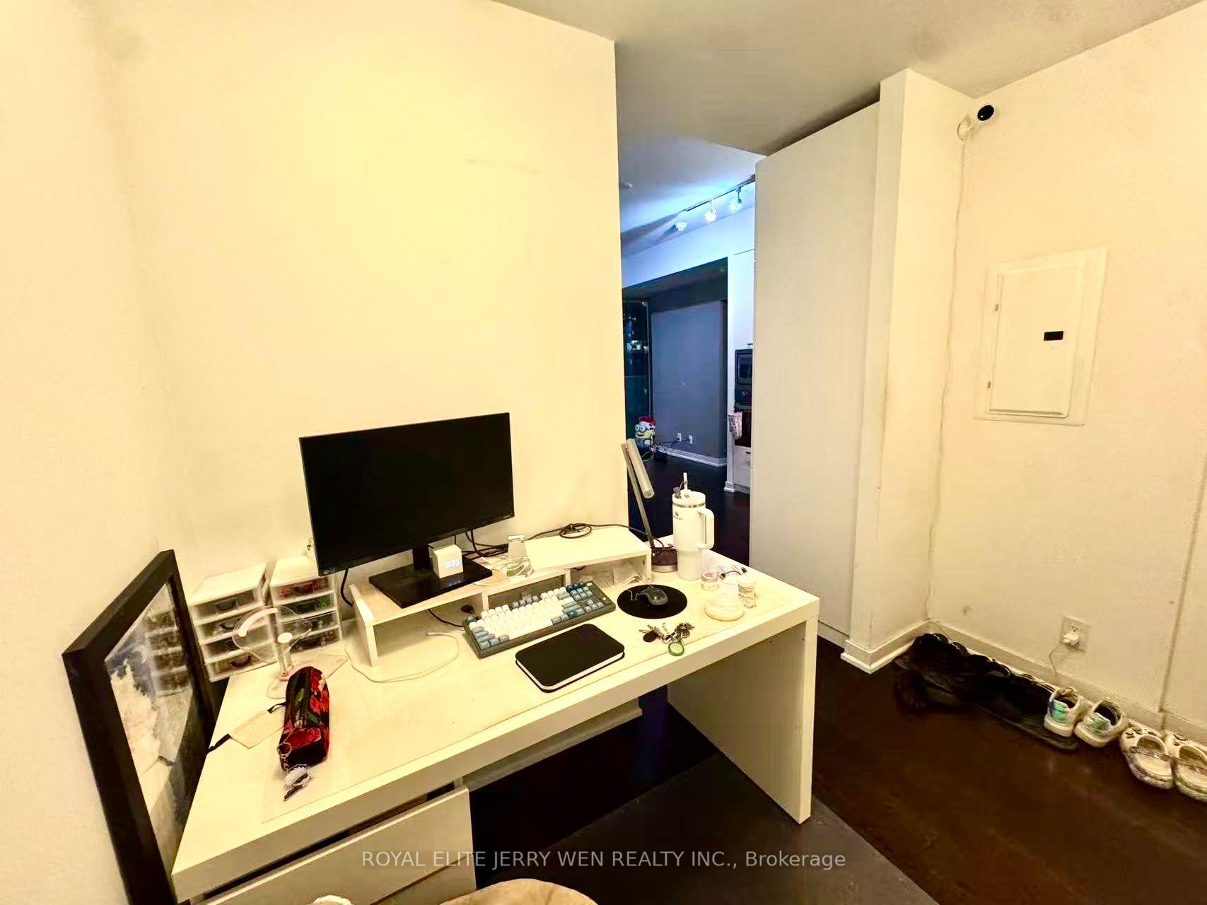 Photo 7 of Unit 1710, 14 York Street, Toronto, Waterfront Communities — HOMEH