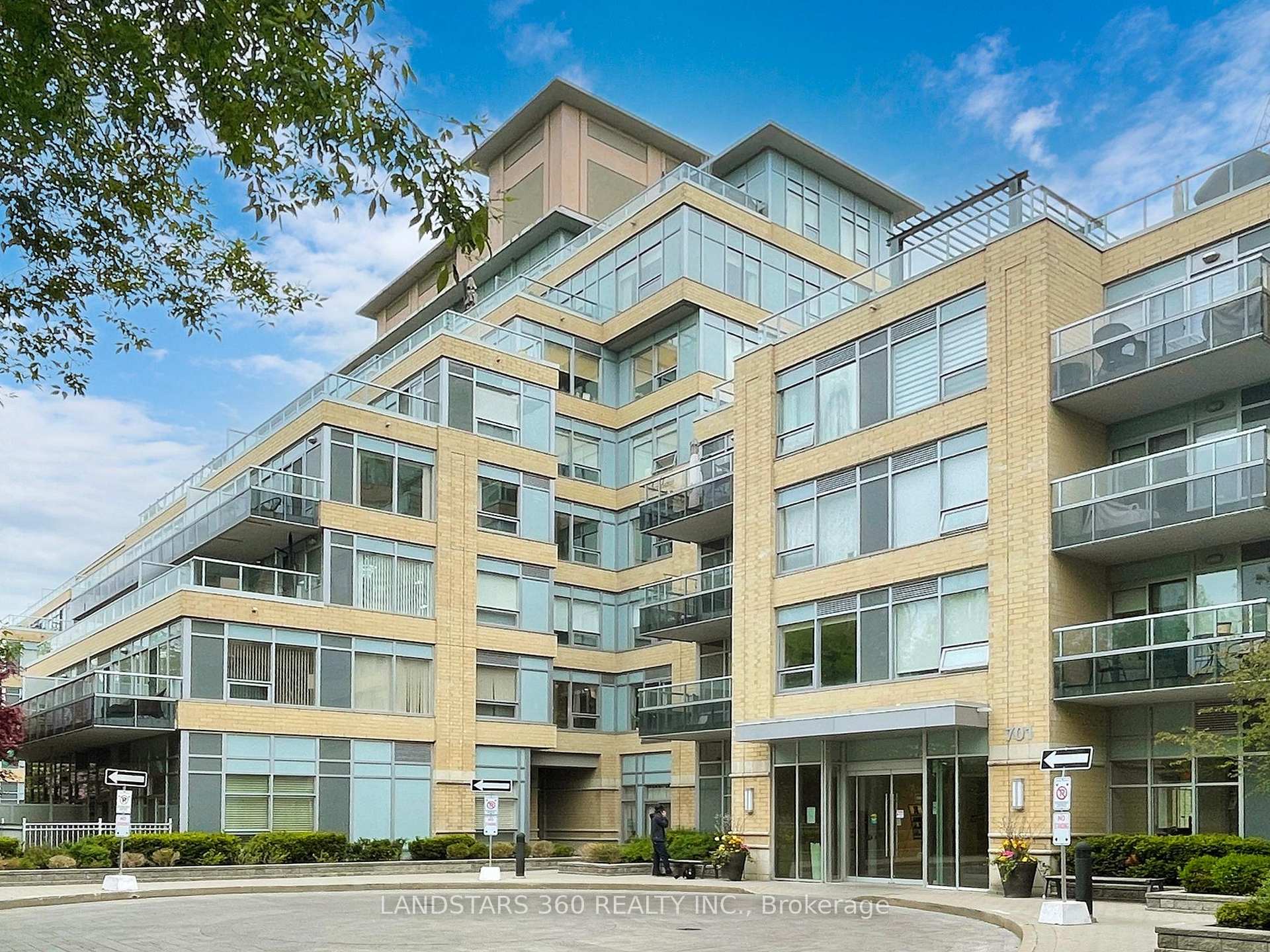 Photo of Unit 803, 701 Sheppard Avenue W