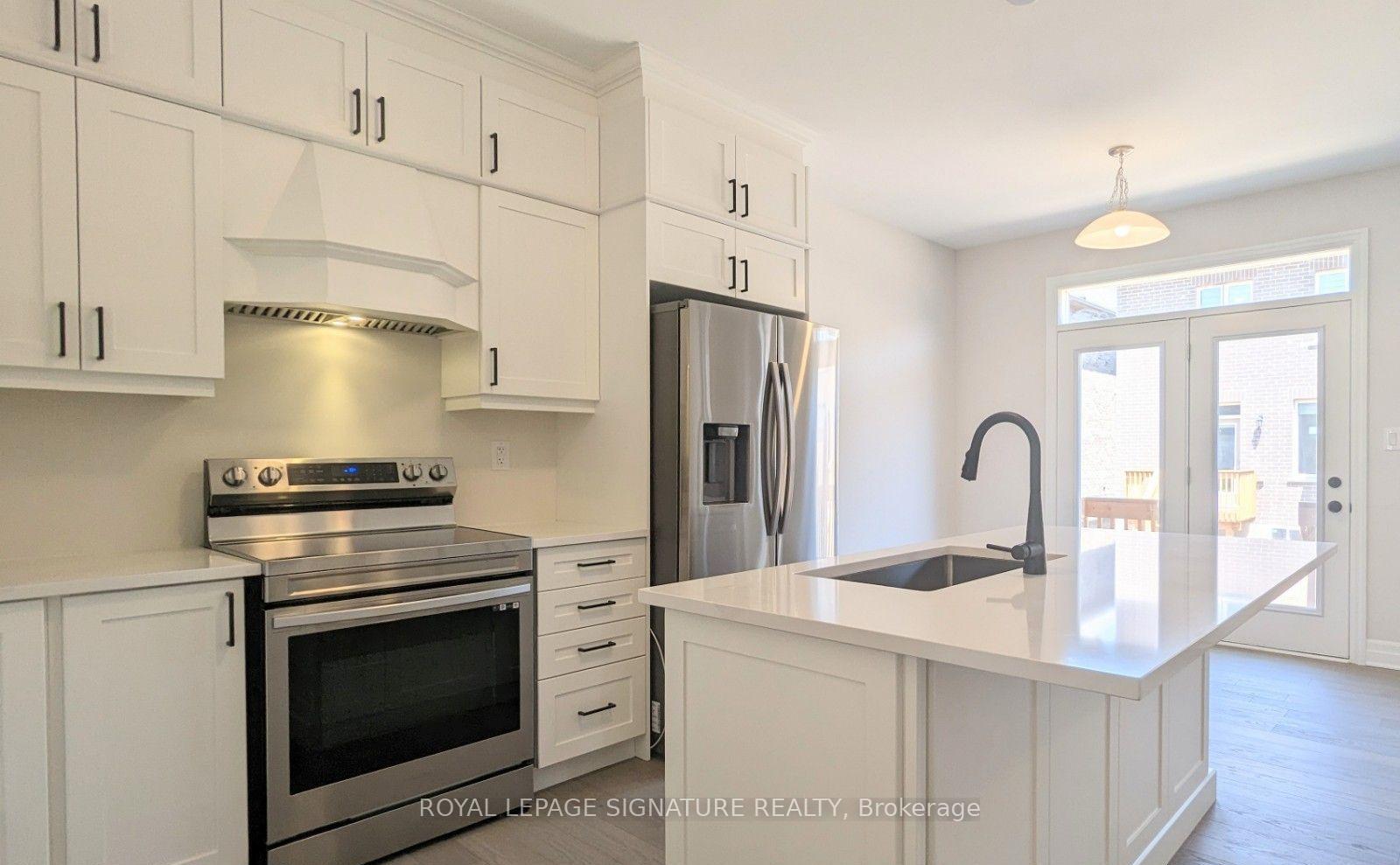 Photo 5 of 1225 Manitou Way, Milton, Bowes — HOMEH