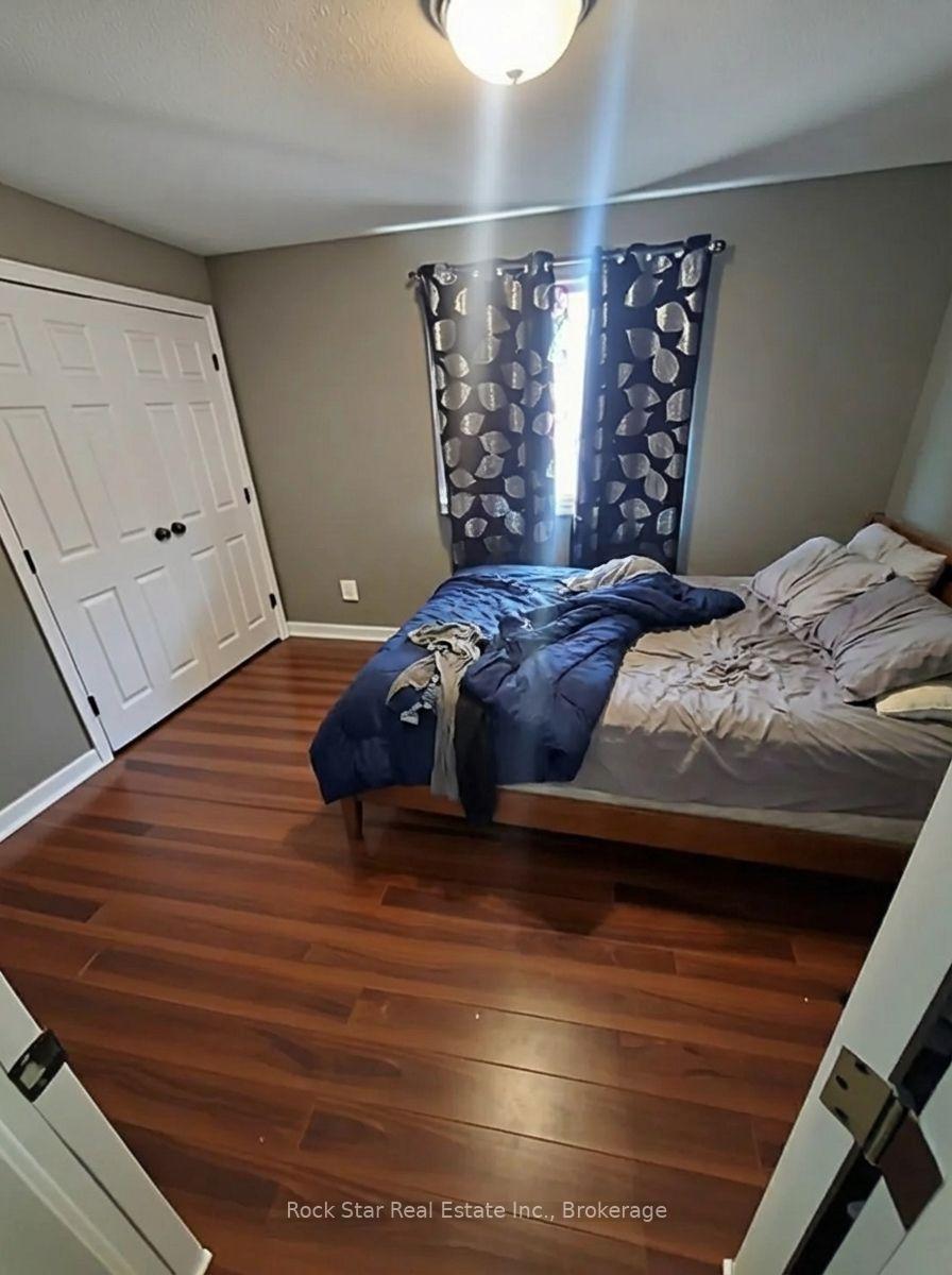 Photo 11 of 50 Irwin Street, London, North K — HOMEH