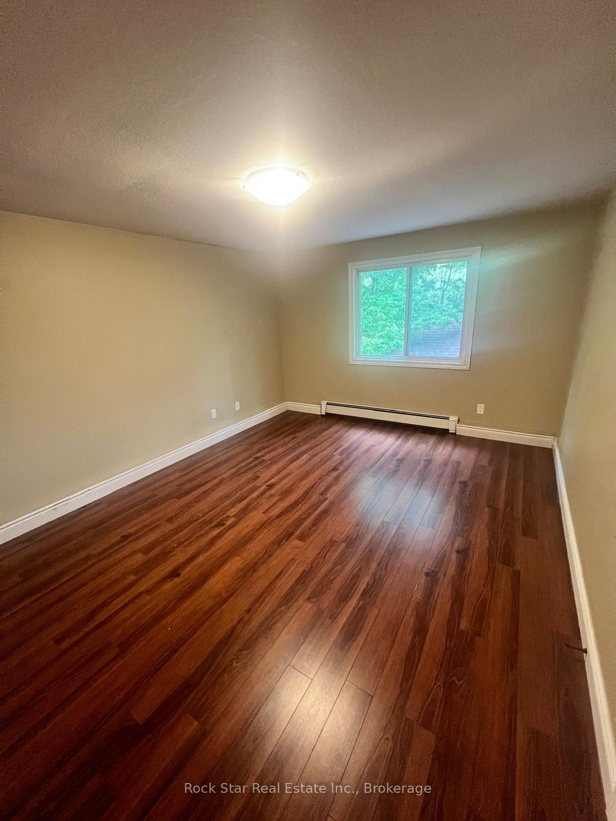 Photo 19 of 50 Irwin Street, London, North K — HOMEH