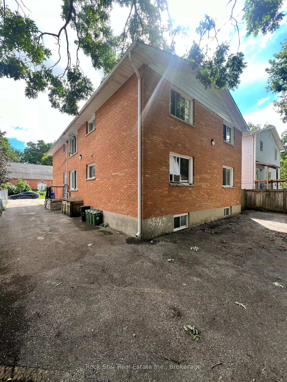 Photo 28 of 50 Irwin Street, London, North K — HOMEH