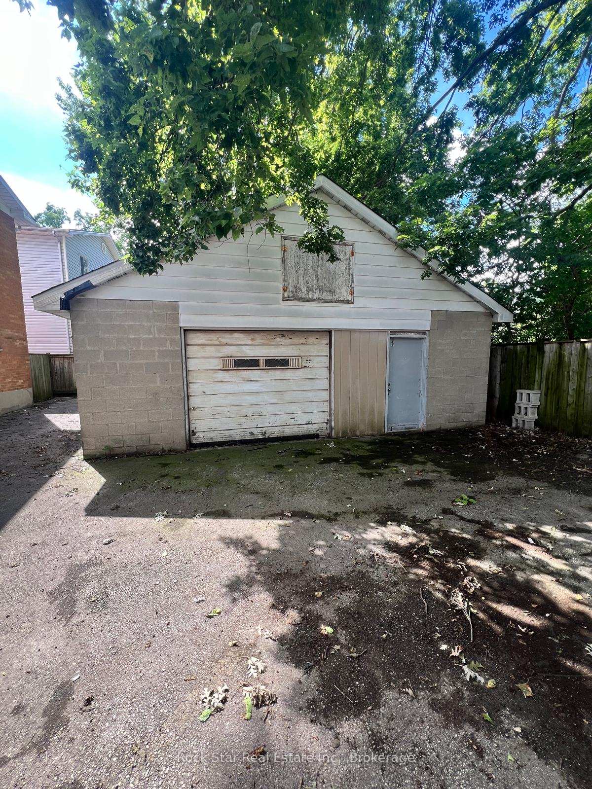 Photo 31 of 50 Irwin Street, London, North K — HOMEH
