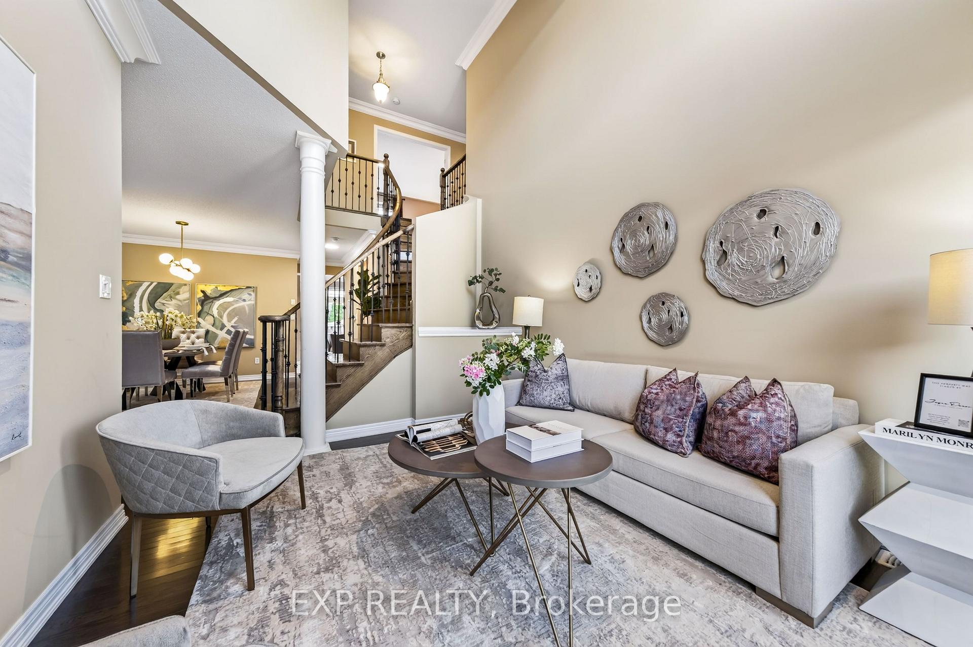 Photo 4 of 456 Summeridge Drive, Vaughan, Patterson — HOMEH
