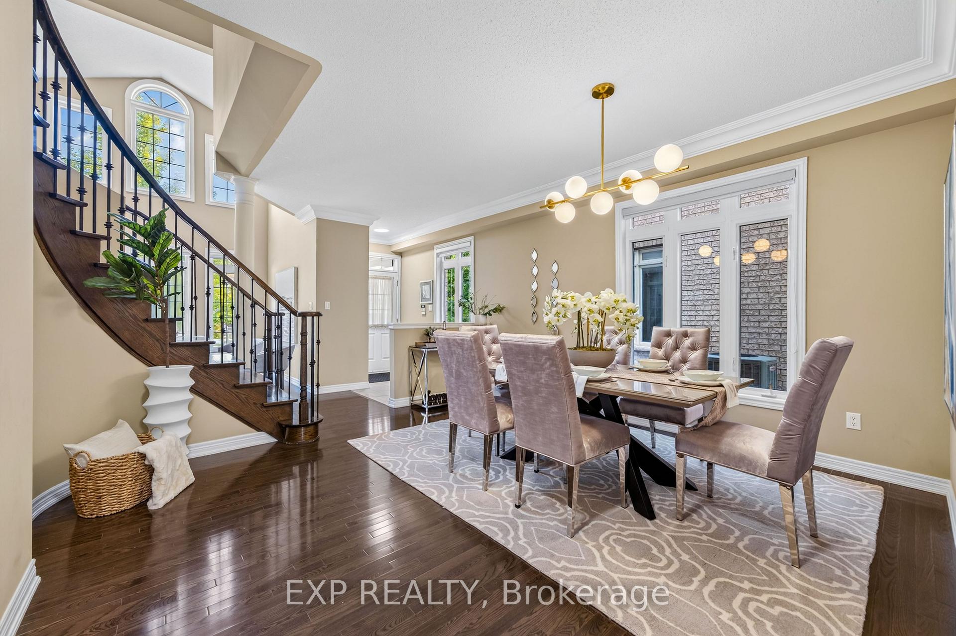 Photo 8 of 456 Summeridge Drive, Vaughan, Patterson — HOMEH