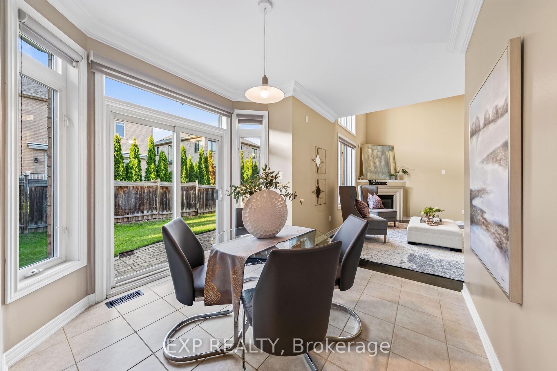 Photo 10 of 456 Summeridge Drive, Vaughan, Patterson — HOMEH