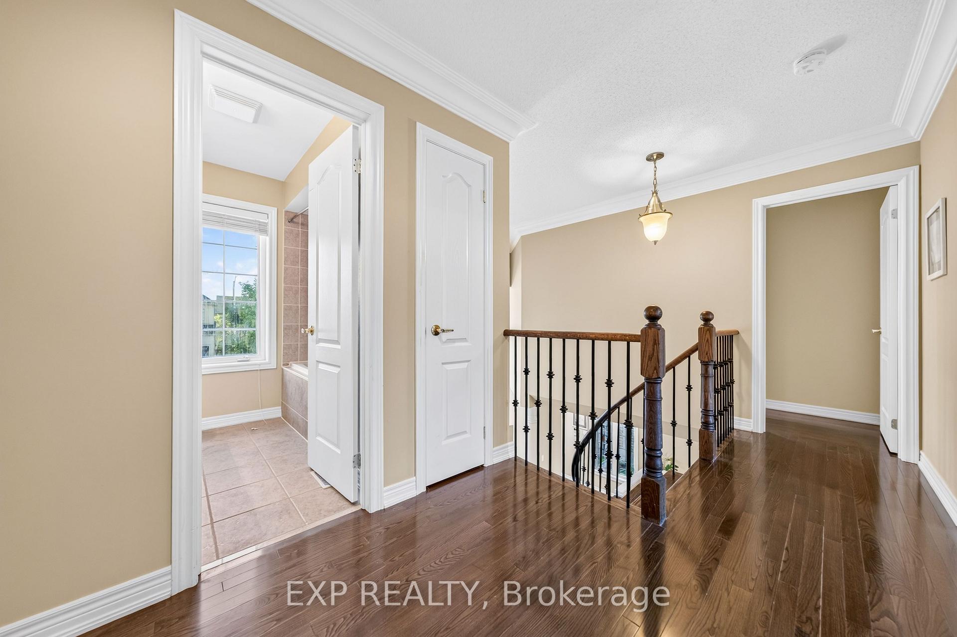 Photo 20 of 456 Summeridge Drive, Vaughan, Patterson — HOMEH