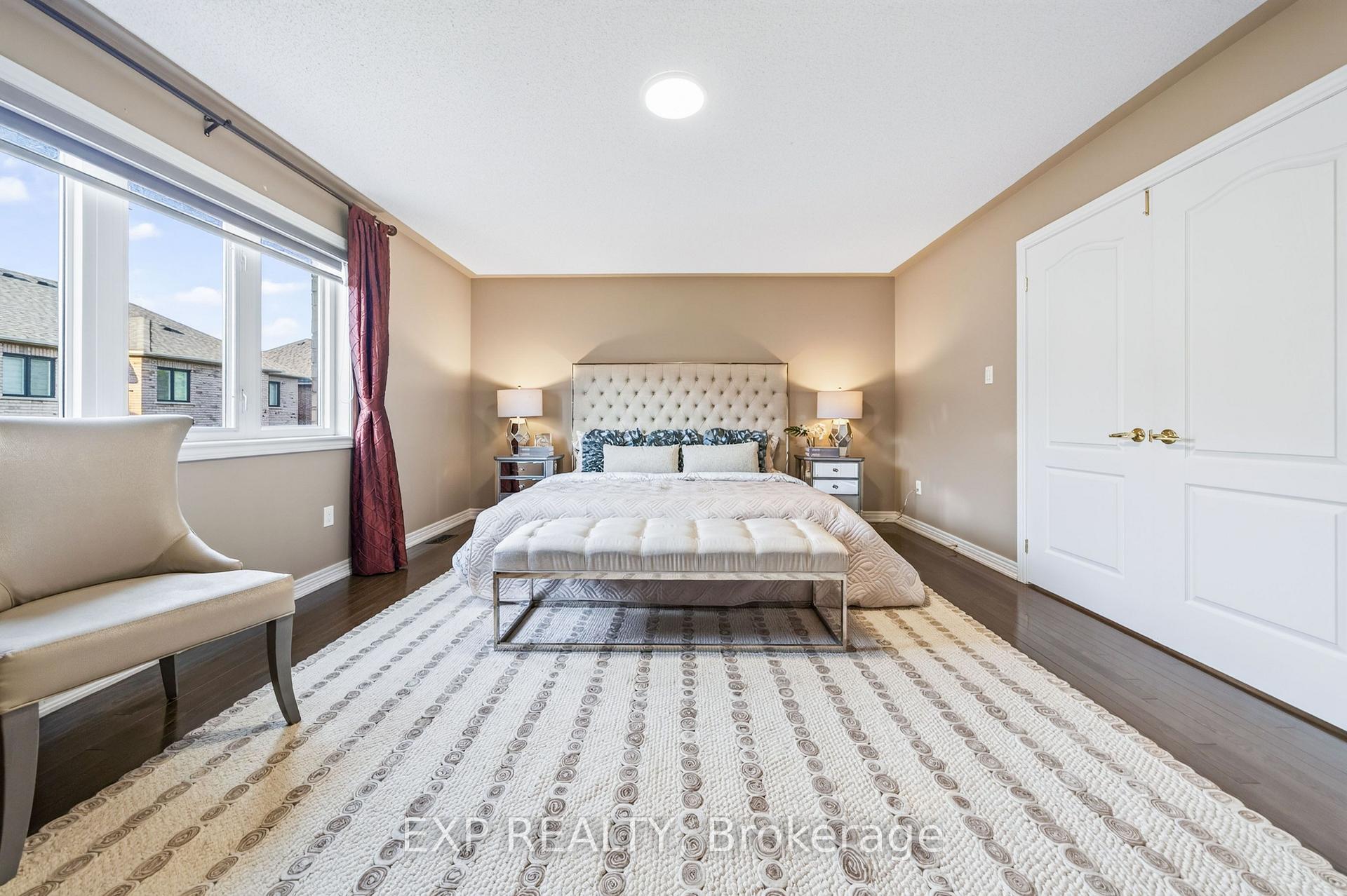 Photo 23 of 456 Summeridge Drive, Vaughan, Patterson — HOMEH