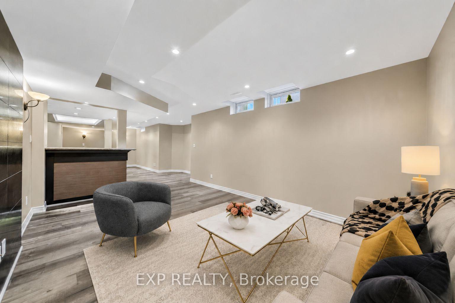 Photo 34 of 456 Summeridge Drive, Vaughan, Patterson — HOMEH