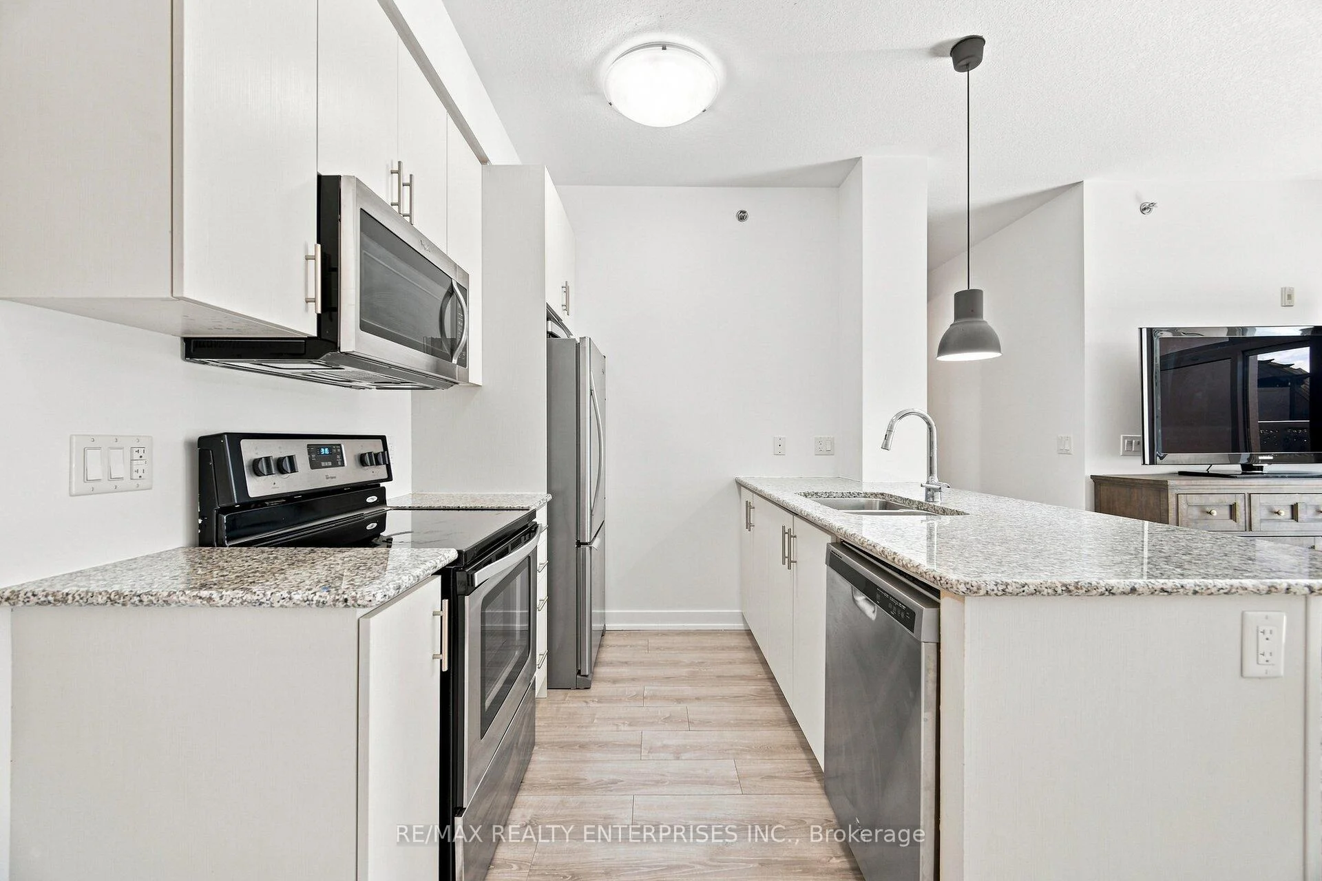 Photo 7 of Unit 203, 2486 Old Bronte Road, Oakville, Westmount — HOMEH