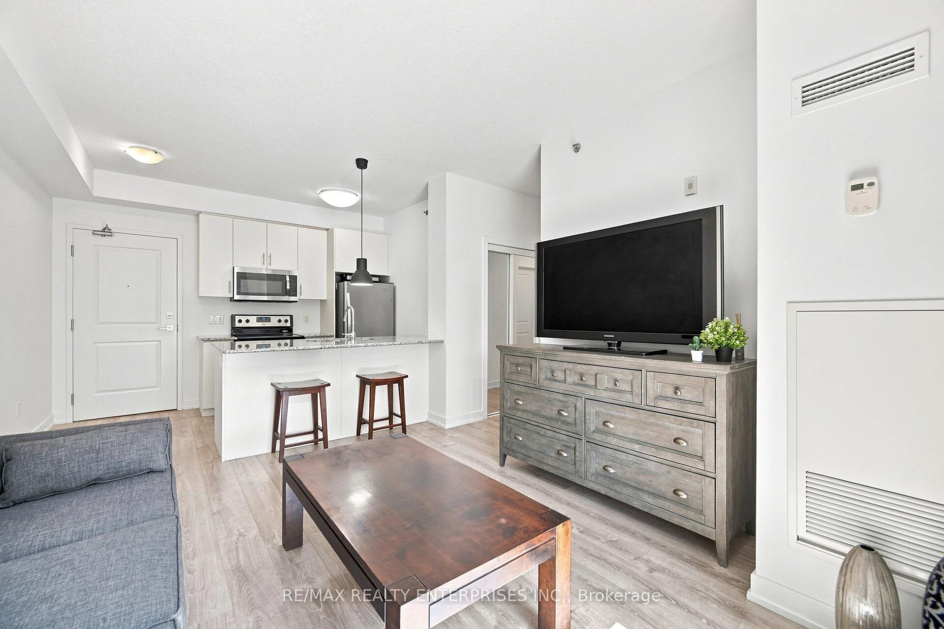 Photo 13 of Unit 203, 2486 Old Bronte Road, Oakville, Westmount — HOMEH