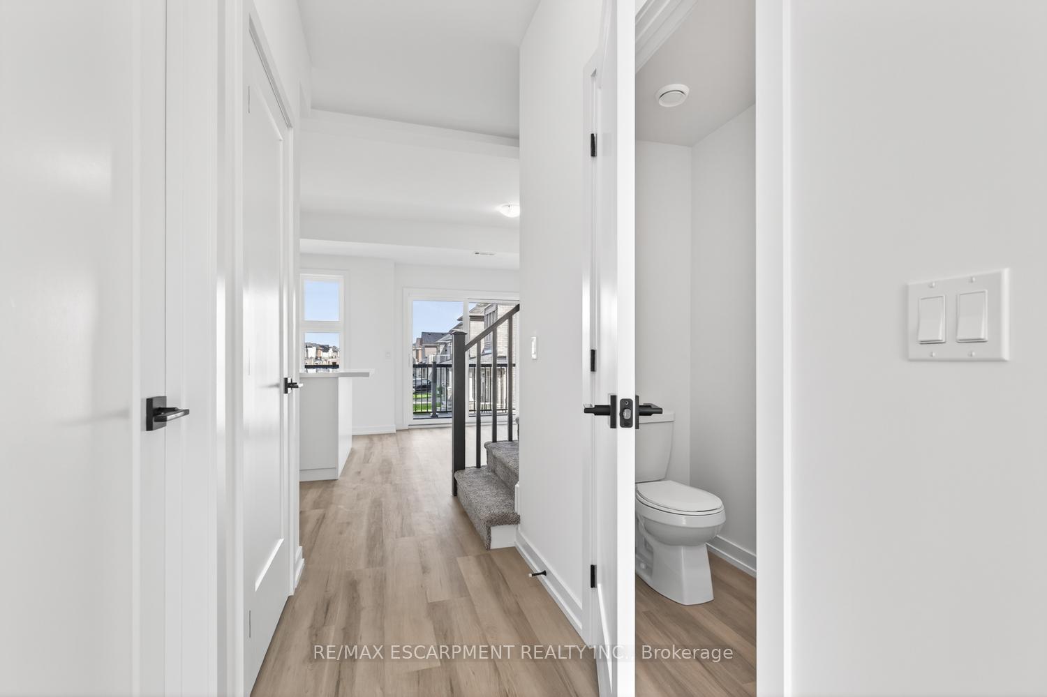 Photo 10 of Unit 36, 70 Kenesky Drive, Hamilton, Waterdown — HOMEH