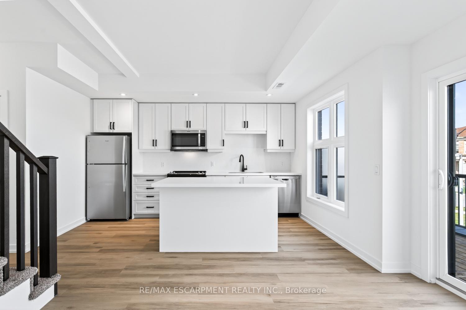 Photo 15 of Unit 36, 70 Kenesky Drive, Hamilton, Waterdown — HOMEH