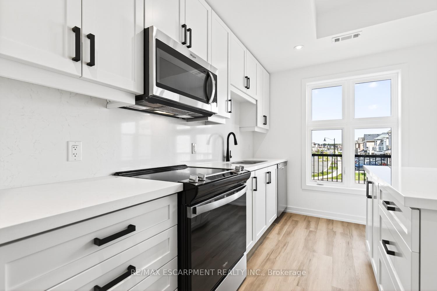Photo 18 of Unit 36, 70 Kenesky Drive, Hamilton, Waterdown — HOMEH