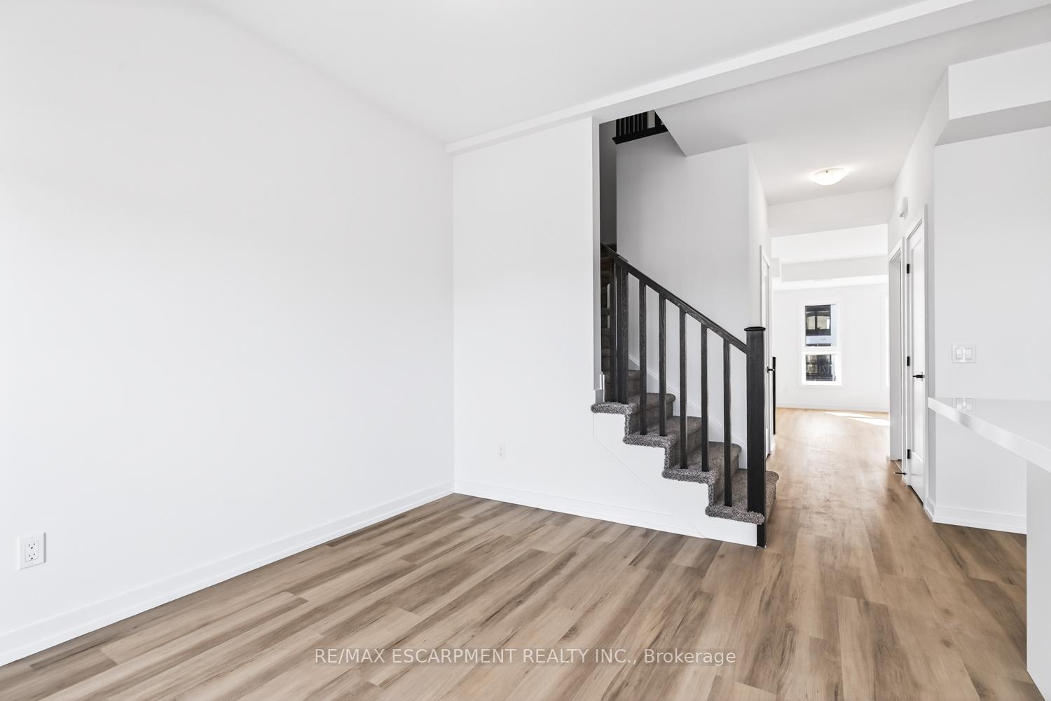 Photo 21 of Unit 36, 70 Kenesky Drive, Hamilton, Waterdown — HOMEH