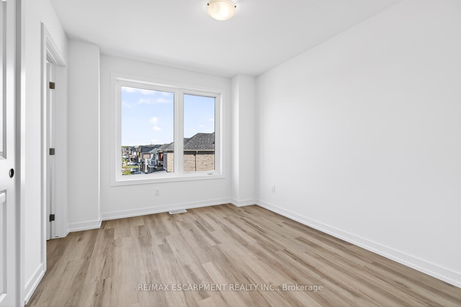 Photo 31 of Unit 36, 70 Kenesky Drive, Hamilton, Waterdown — HOMEH