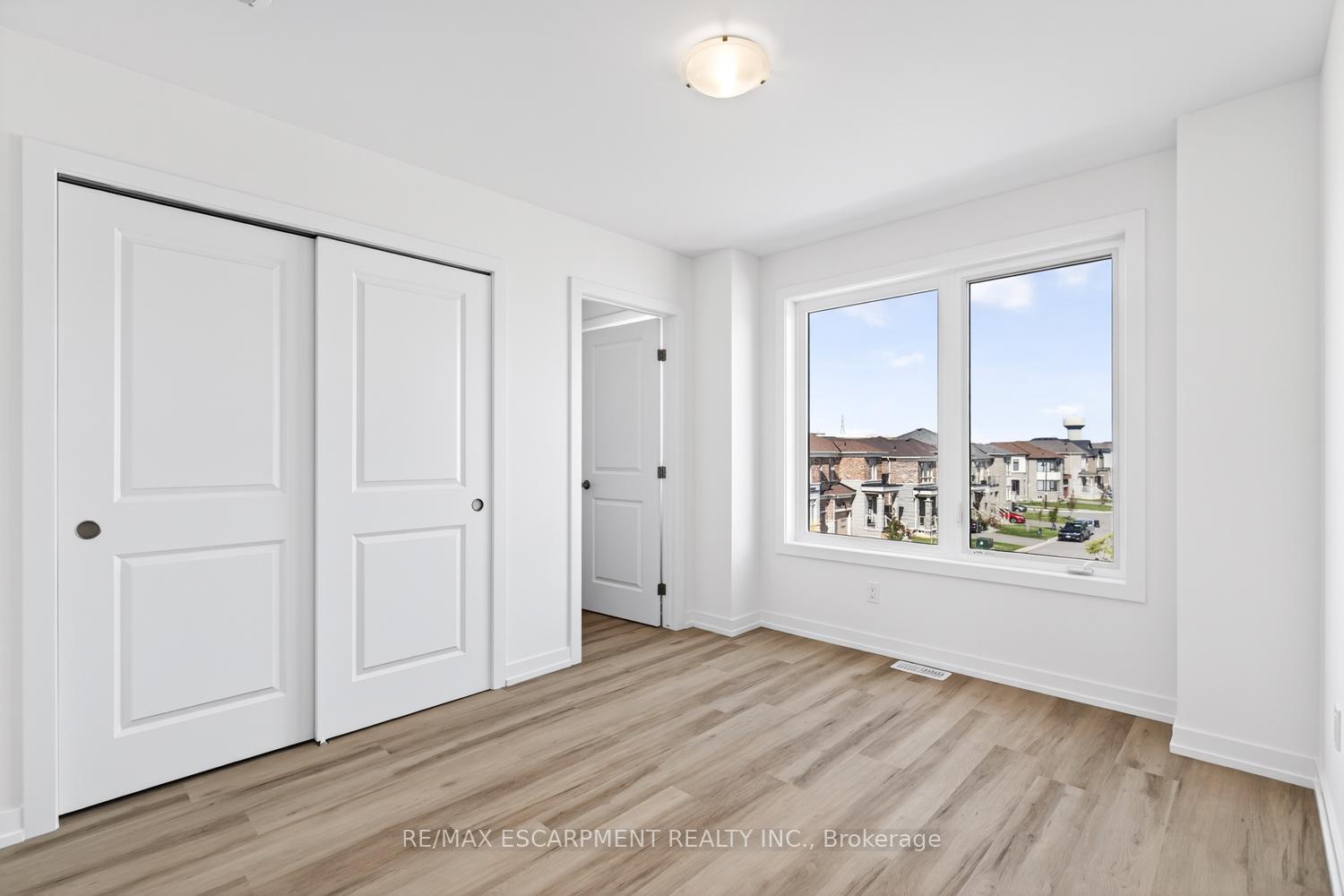Photo 32 of Unit 36, 70 Kenesky Drive, Hamilton, Waterdown — HOMEH