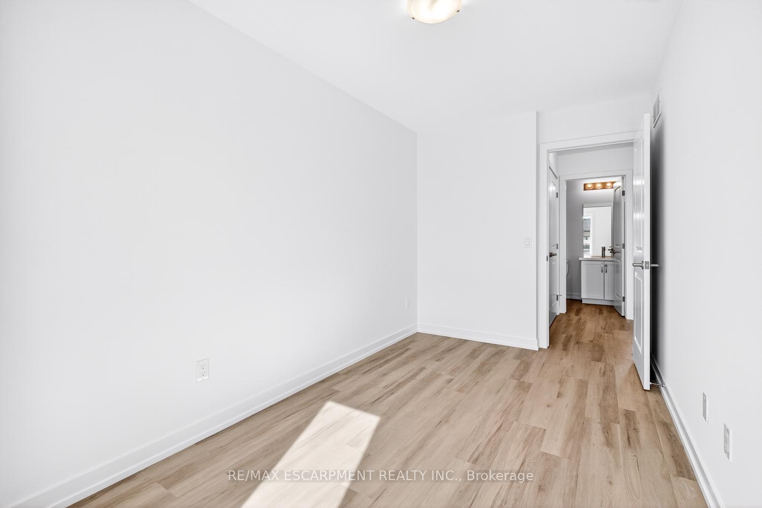 Photo 36 of Unit 36, 70 Kenesky Drive, Hamilton, Waterdown — HOMEH