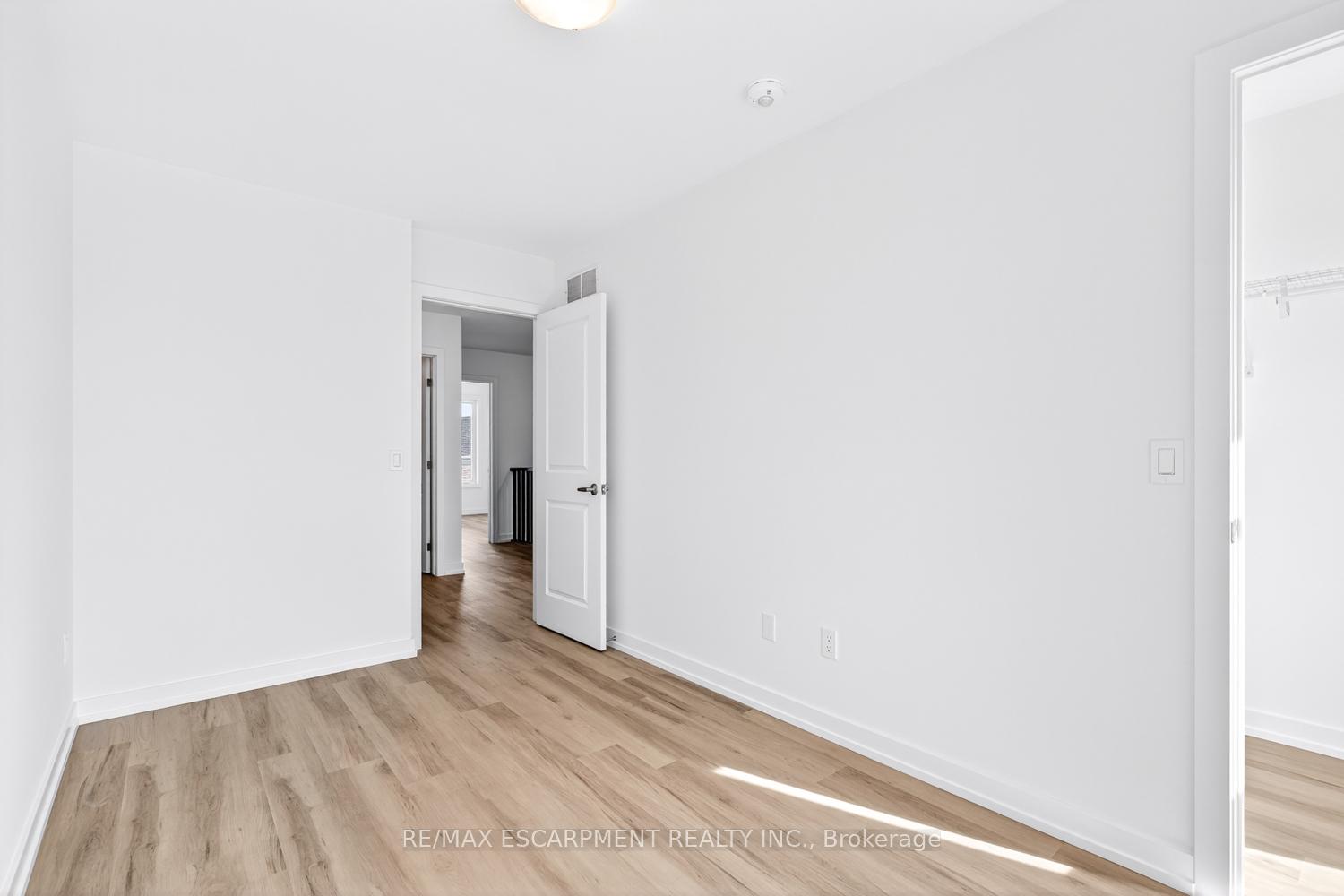 Photo 37 of Unit 36, 70 Kenesky Drive, Hamilton, Waterdown — HOMEH